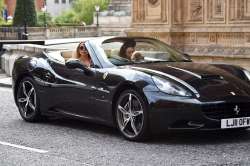 kimberley-garner-driving-out-her-ferrari-in-kensington-10-24-2018-6.jpg