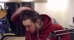 17556115191100.webm