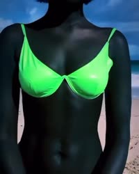 1689575705594851.webm
