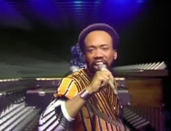 Earth, Wind  Fire - September (Official HD Video).mp4