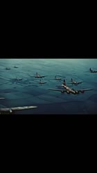 Зенитная артиллерия в бою с бомбардировщиками B-17, 1944.mp4