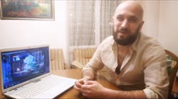 обнял.webm