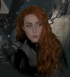 Брыли втянула.webm
