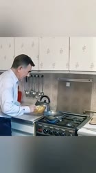 Картошечка с селёдкой #леонидканевский #юмор #следствиевели-wMRaUjzRLw4.mp4