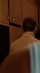 большая голова.webm