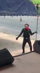 9358362929.mp4