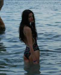 liz0n0006.jpg