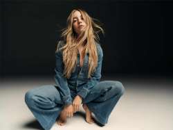 Sydney-Sweeney-Feet-8793771.jpg