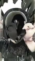 wear the kigurumi mask.mp4