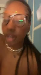 3cfbd8df40686f024898a3b24f1dacbb.mp4