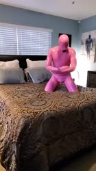 Media posts by tightlyrubberd (@tightlyrubberd) X-04.mp4