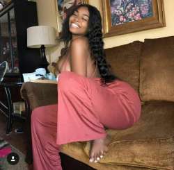 giantesscousintheendbydavid55634dbmbj0m-fullview.jpg