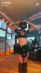 69abe838bfd298b454a232b6f65af2e2.webm