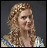 dwarf-woman (2).jpg