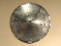 Targe(bulletproof),Nuremberg,1600-1610-HigginsArmoryMuseum-DSC05700.JPG