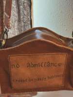 hobbit-hole-leather-purse-i-made-v0-6v4au62iqoaf1.webp