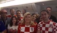371689232233665983212694460459464577929240n.mp4