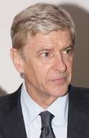 ArseneWengerJHayes(cropped).jpg