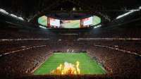 OnsideMajorLeagueSoccerPhoto010705.jpg.photomodalshowhomelarge.jpg