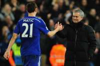 nemanja-matic-y-jose-mourinho--en-un-partido-con-el-chelsea--afp-efe.jpg