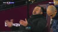 roberto-de-zerbi-is-angry-on-the-bench-v0-w0GEmsBo1gtA4YM2vrYOsG6tLlgIEtAXlAiOIVtxY.webp