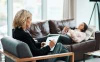 Psychologist-talk-therapy.jpg