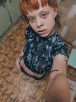 698671249l.jpg