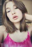 2226163292xhuge.webp