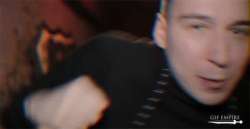 579x300