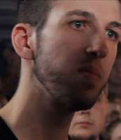 391x453