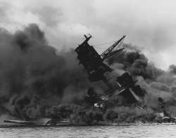 USSArizonaPearlHarbor2.jpg