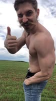 e15c328e89e90f6afc3db551ded836c3.mp4