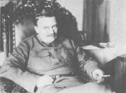 1482160407menzhinskyv1933lastphoto-676079277.jpg