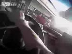 коп валит типа в наушниках1.webm