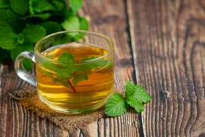 peppermint-tea-glass-ready-drink1150-38036.jpg