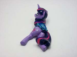 3162 - artistbulldogs29 bedroomeyes charactertwilightsparkle saddle toystatue.jpg