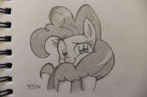 pinkiegreyscalebyrandomnessinside-d7yl1o6.jpg