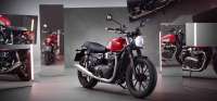27730SpeedTwin900ChromeEditionMY233v6ORIGINAL.jpg