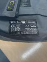 crash-whit-tech-air-5-v0-tnfvn1d6gjze1 (1).webp