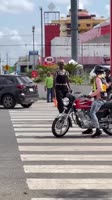 fsqn425ks0f0d10m0480x854.mp4