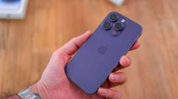 AppleiPhone14Proviolet3.jpg