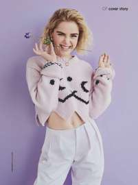 kiernan-shipka-girlfriend-magazine-australia-february-2019-v0-qfwv4jx8ymve1.webp