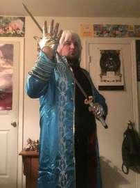 vergilcosplaydevilmaycrybyzeldafan87da32zaj-375w-2x.jpg
