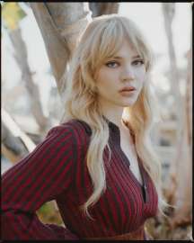 Sophie-Thacher-Variety-Profile-3.webp