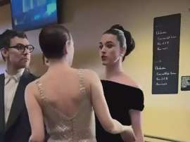 emma-stone-and-margaret-qualleys-oscars-2025-aggressive-exchange-was-not-what-it-seemed-lip-reader-reveals-the-truth.webp