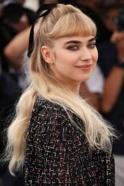 imogen-poots-chronology-water-photocall-cannes-may-16-8.jpg