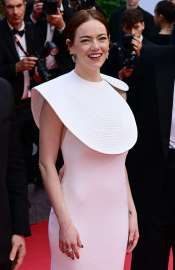 emma-stone-at-eddington-premiere-at-78th-cannes-film-festival-05-16-2025-6.jpg