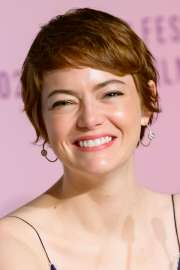 emma-stone-at-eddington-press-conference-at-78th-cannes-film-festival-05-17-2025-2.jpg