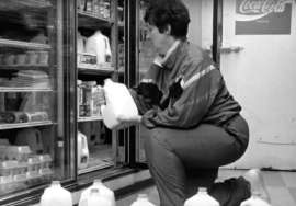 rs1024x715-191018133935-1024-milk-lady-clerks.jpg