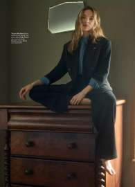 602288154marie-claire-australia-june-2025112.jpg.eff02d44e64caf0e0b172a36f6c2b03e.jpg